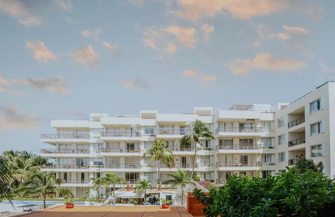 Ixchel Beach Hotel-1